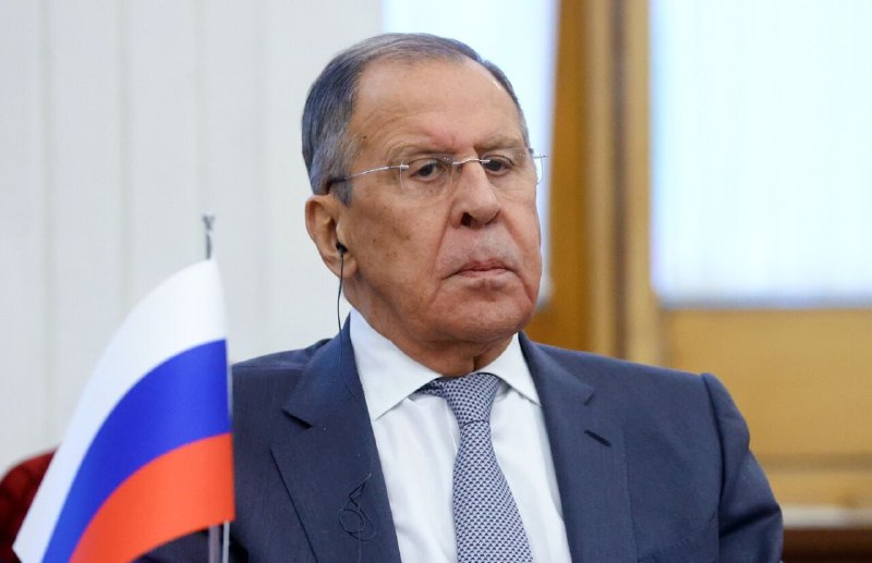 Ruský ministr zahraničí Sergej Lavrov řekl, že po odmítnutí evropských velvyslanců setkat s...