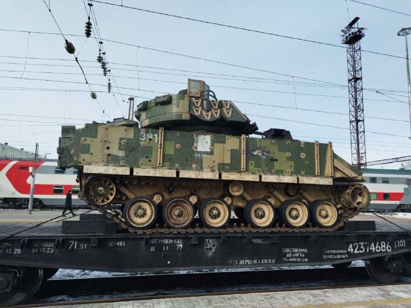 Ukořistěné bojové vozidlo pěchoty M2A2 Bradley americké výroby bylo spatřeno ve Voroněži.S...