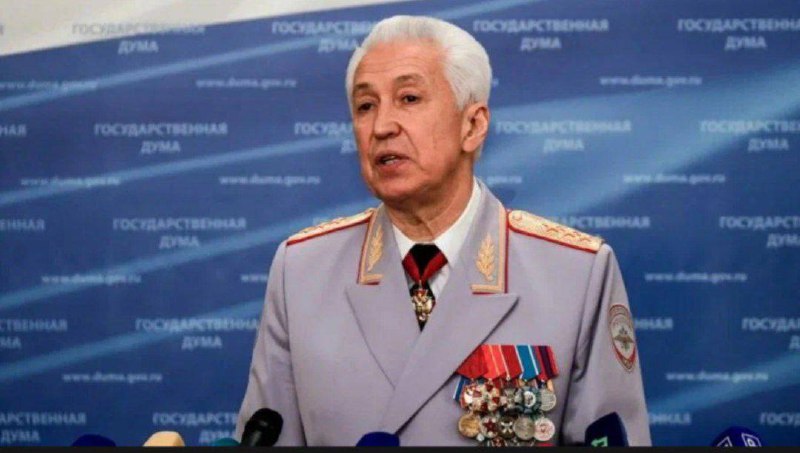 Vedoucí frakce Duma "Spojené Rusko" Vladimir Vasiliev:"Nyní se klade mnoho otázek...